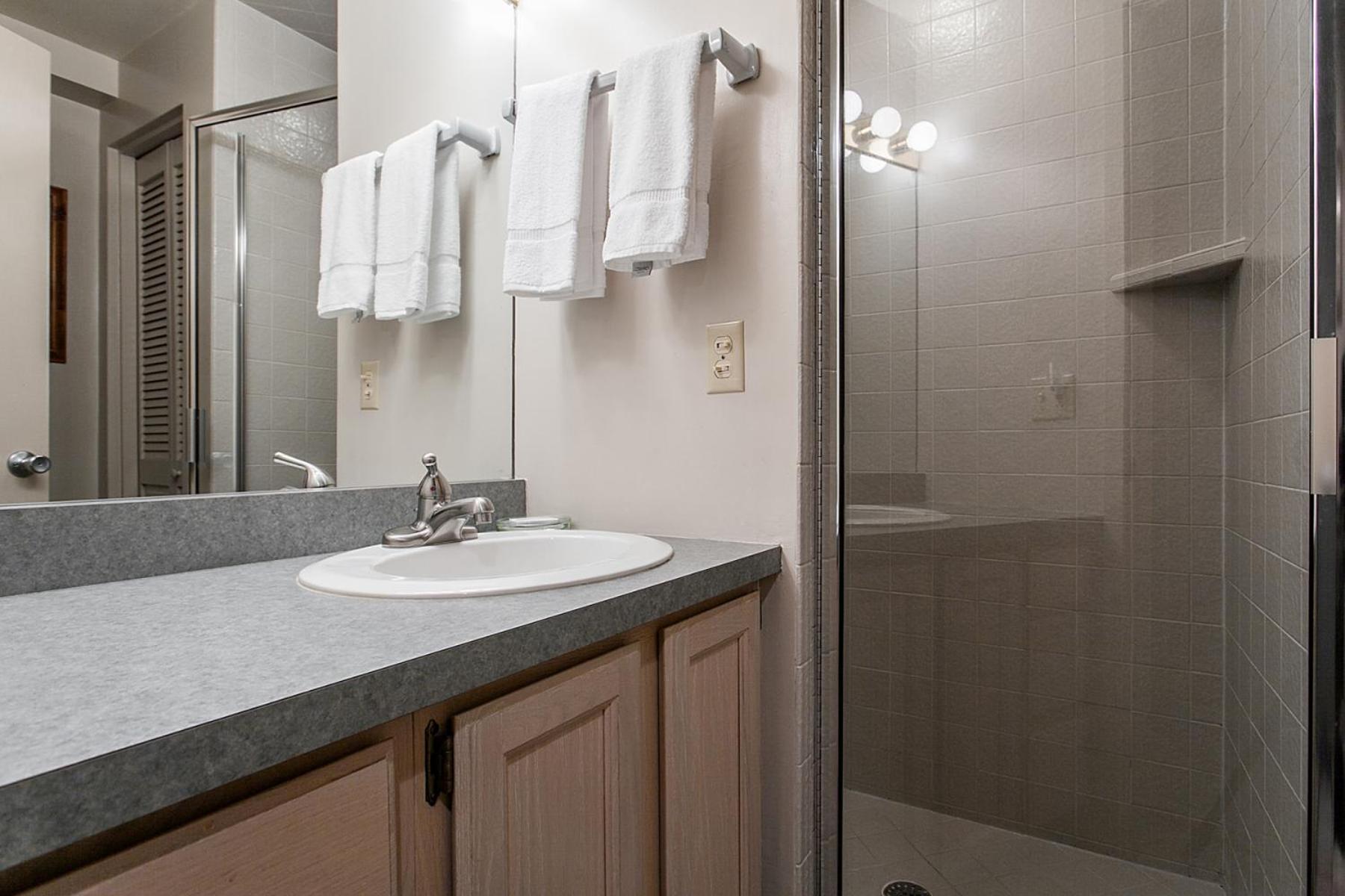 סנואומאס ווילג' Willows Condos By Snowmass Vacations חדר תמונה