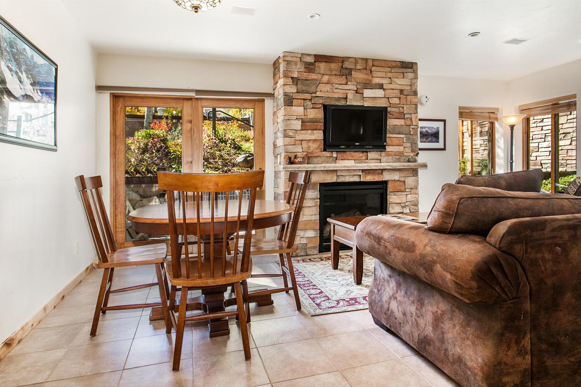 סנואומאס ווילג' Willows Condos By Snowmass Vacations חדר תמונה