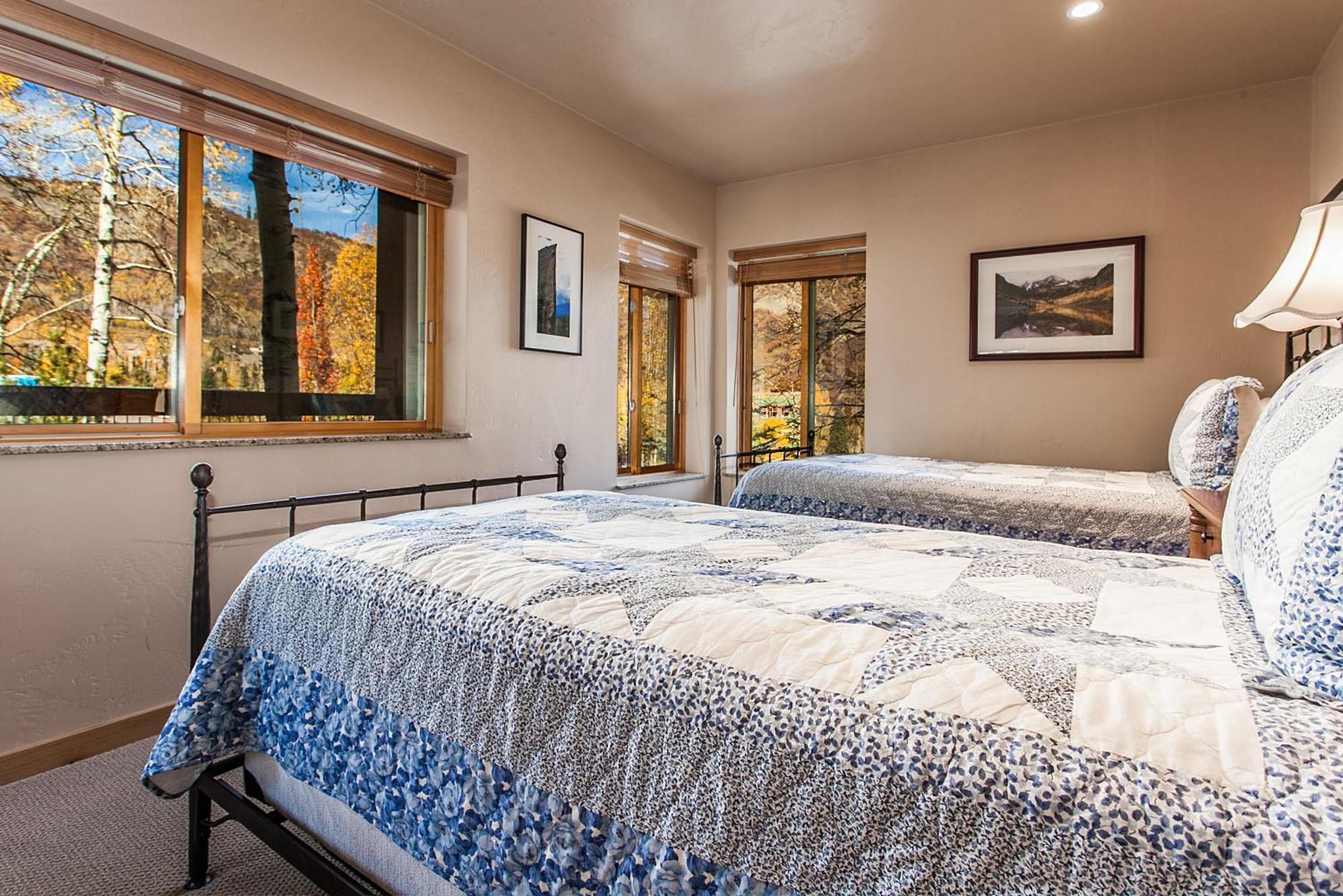 סנואומאס ווילג' Willows Condos By Snowmass Vacations חדר תמונה